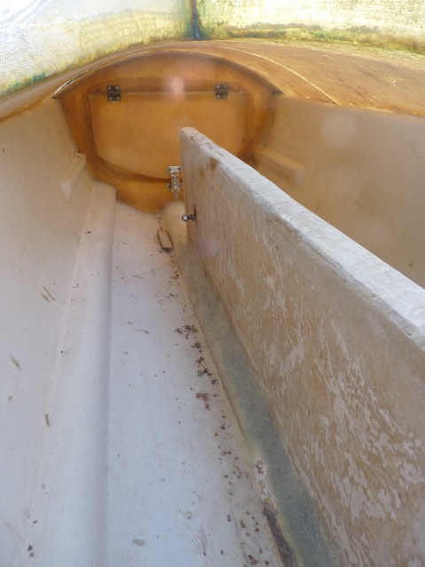 under_forward_mid-deck